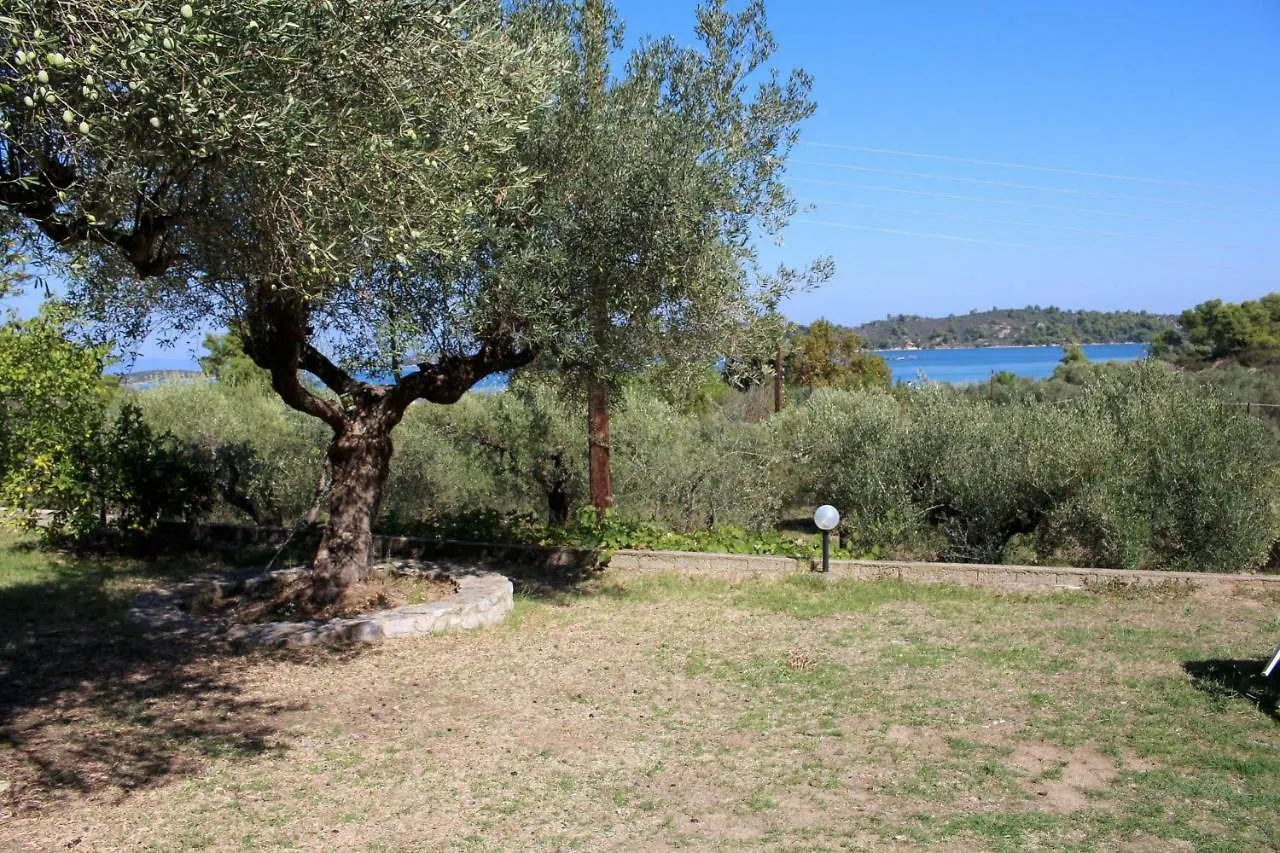 Philippos 2 Apartment Diaporos